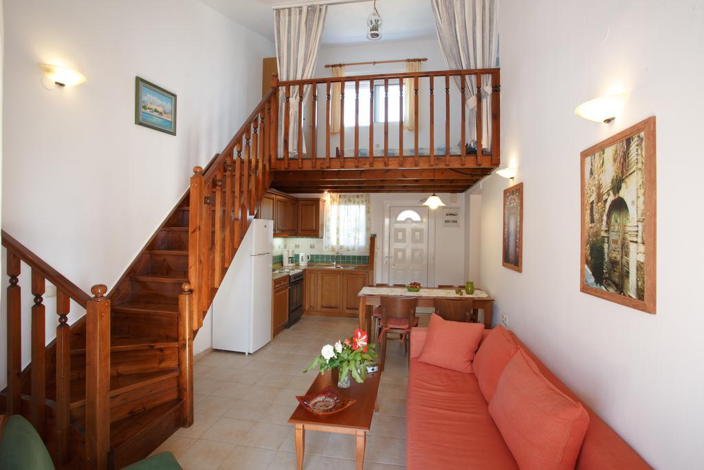Morpheas Apartment *